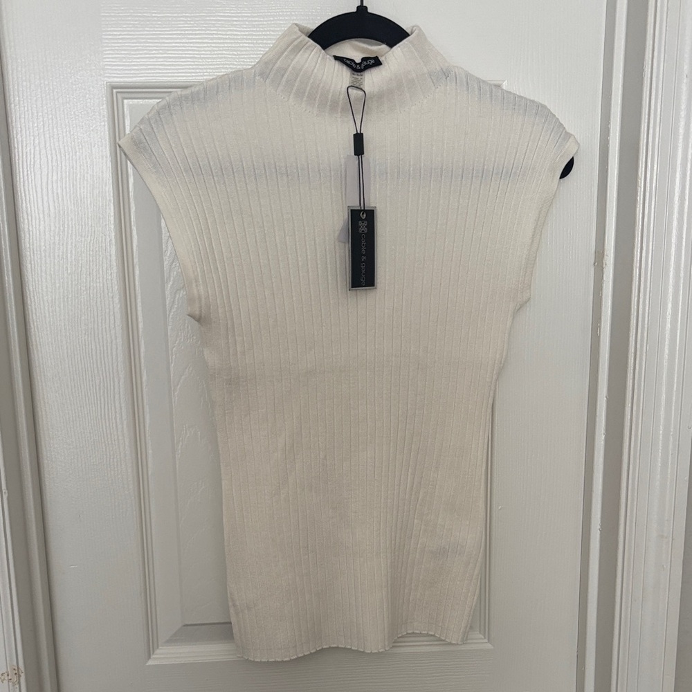 Cable & Gauge Cream Ribbed Women's Blouse